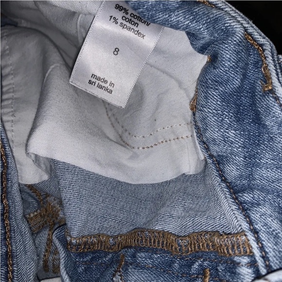 Maurice’s Distressed High Rise Button Fly Denim Jean Shorts Women’s Size 8 - Picture 4 of 4